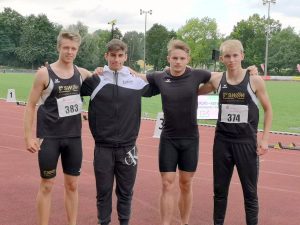 Lukas Moser, Florian Knerlein, Yannick Wolf und Vincente Graiani von der LG Stadtwerke München