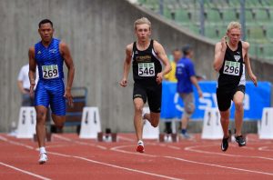 Vincente Graiani (Mitte) von der LG Stadtwerke München