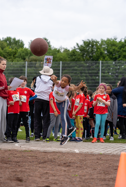 Spannung, Spaß und Teamgeist beim zweiten Wettkampf des Münchner Kindl Cups